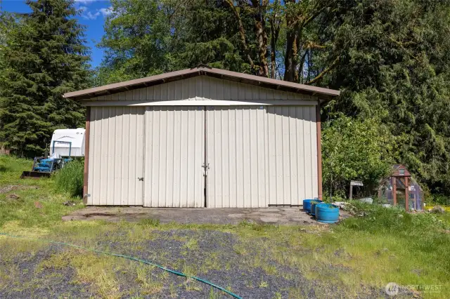 Main shop. Pole barn up the hill to the left
