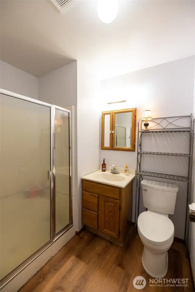 Primary bath