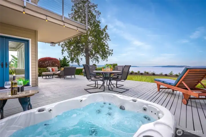 Hot tub!