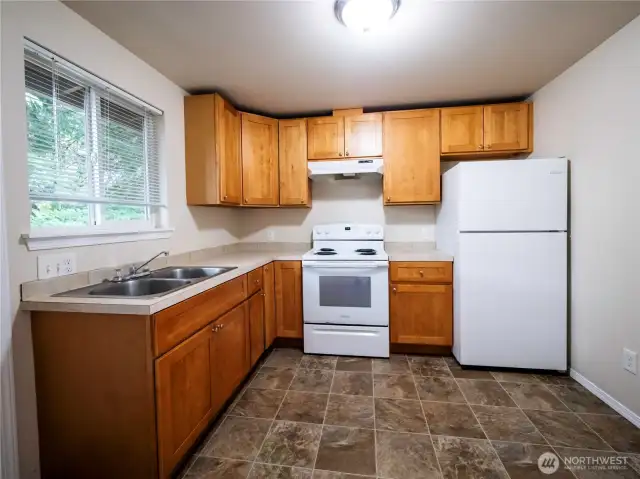 1433 KITCHEN