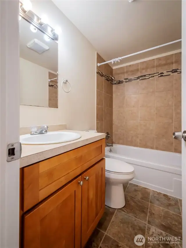 1433 BATH