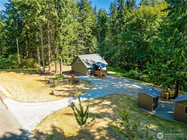 Peaceful, secluded setting just minutes from Lake Shoecraft, Lake Goodwin, Wenberg Park, I-5, outlets, and Smokey Point
