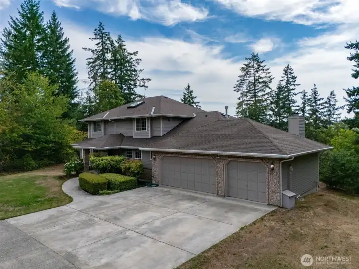 Extra large driveway parking for this custom built home