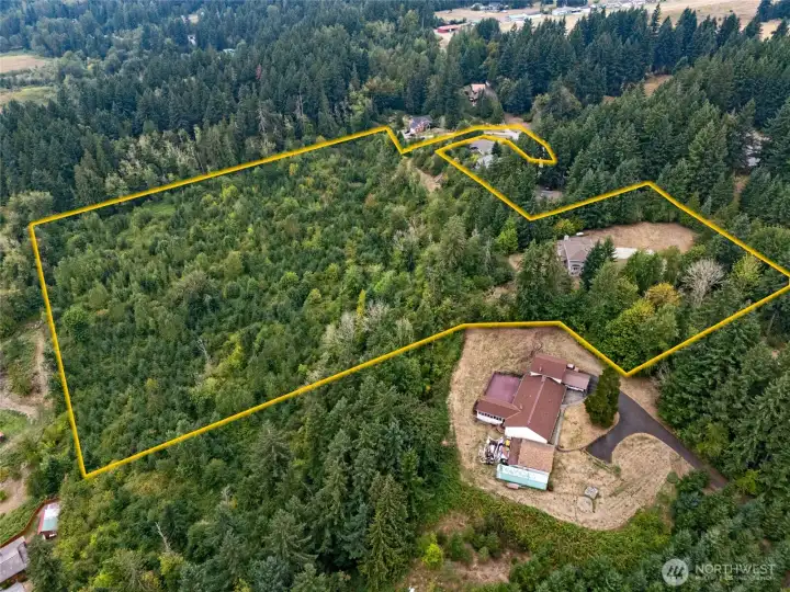 Approximate idea of boundaries on this 18+ acre parcel.  Some portion is heavily treed and sloped.  Potential to subdivide.