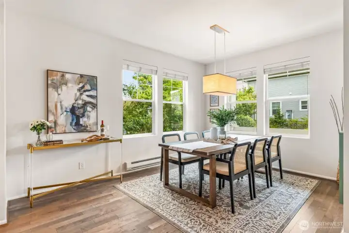 Another glimpse of your beautifully appointed dining room.