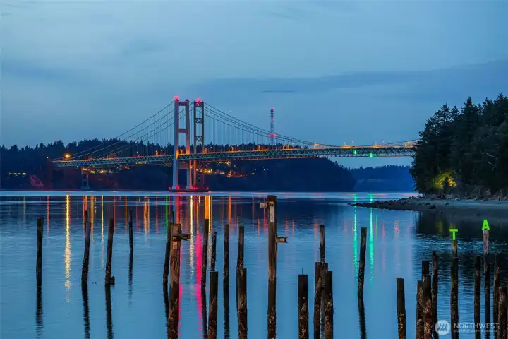 Evening views of Narrows Bridge