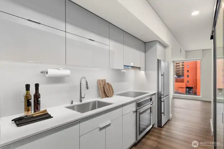 This photo has been virtually staged