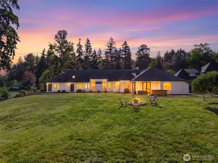 Massive backyard for all your lawn games.