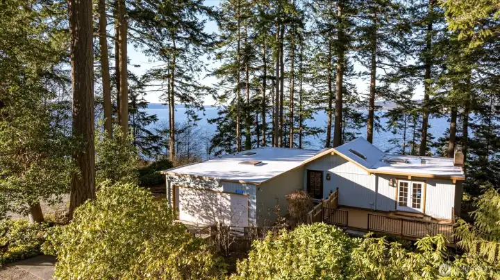 Welcome to Fox Spit Road in Whidbey Shores!