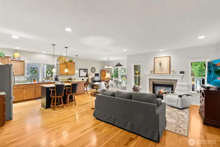 A view from the entry, you can see your entire space.