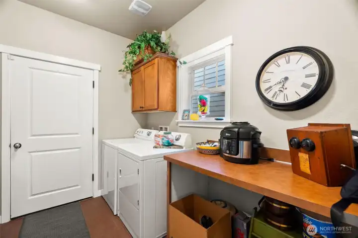 Enter directly from your garage and dump your work cloths right into the washer and have lots of space for a mudroom and extra storage.