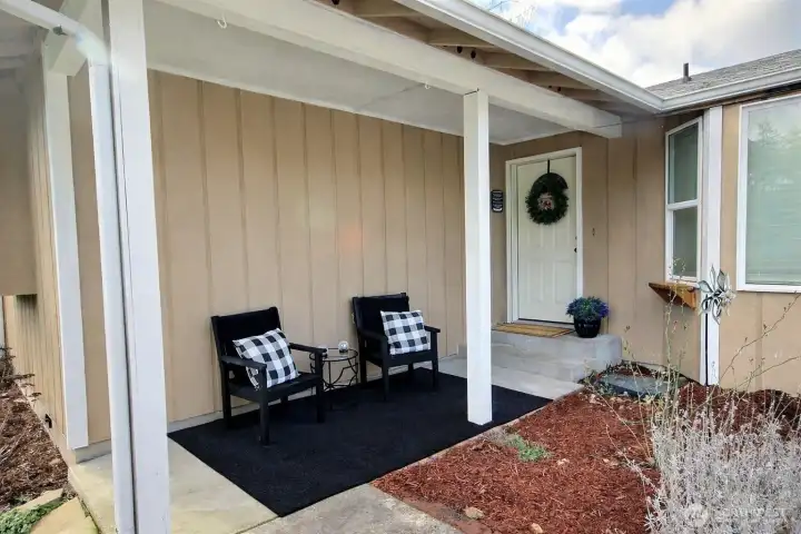 Cozy front porch!