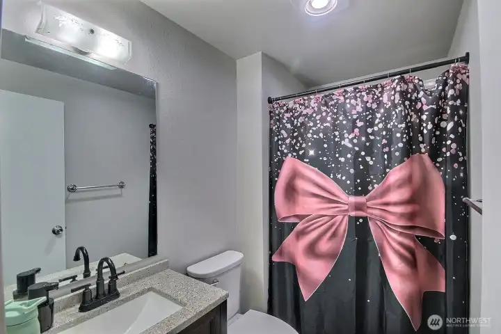 En-Suite Remodeled Master Bathroom!