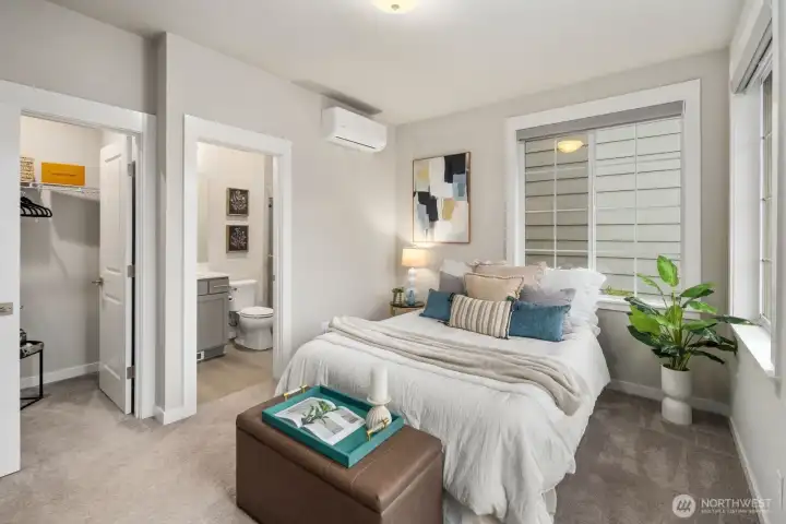 Main Level Guest Suite