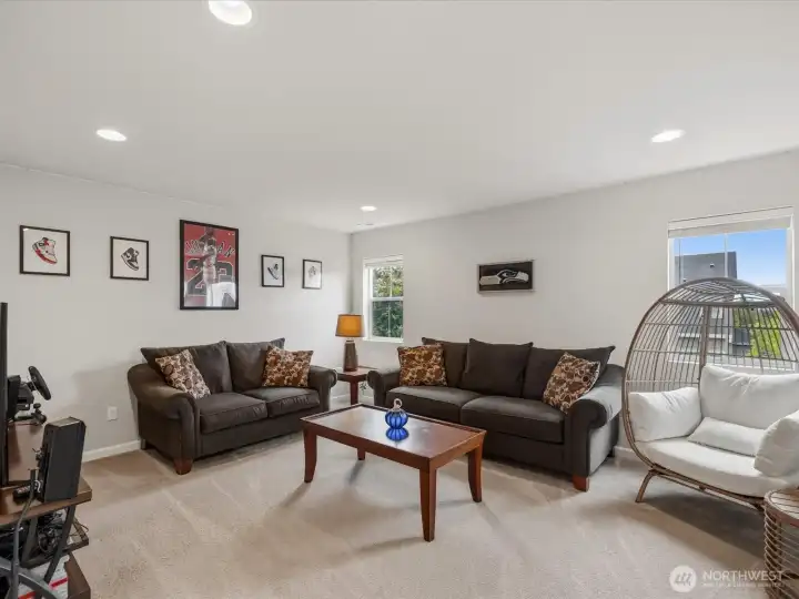 Upstairs Bonus Area/Flex Space