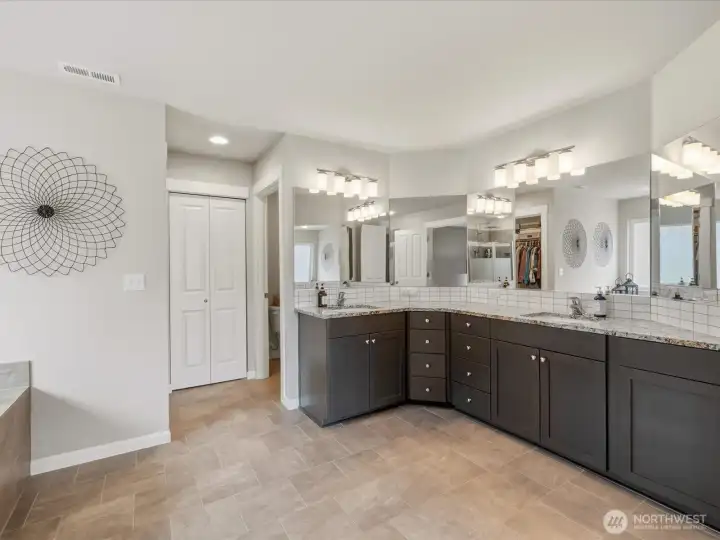 Walk-in Closet, W/ Double Vanity