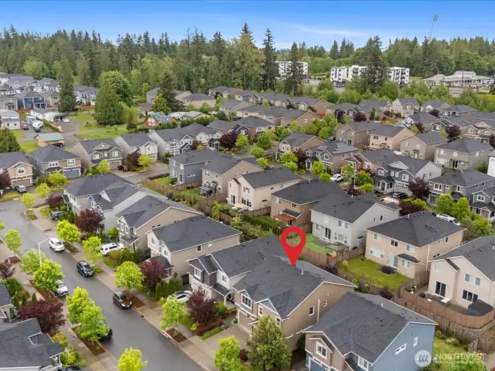 Great Location! Close To Chick Fil-A, Safeway, Medical Clinic, Dining All Within Lake Stevens School District