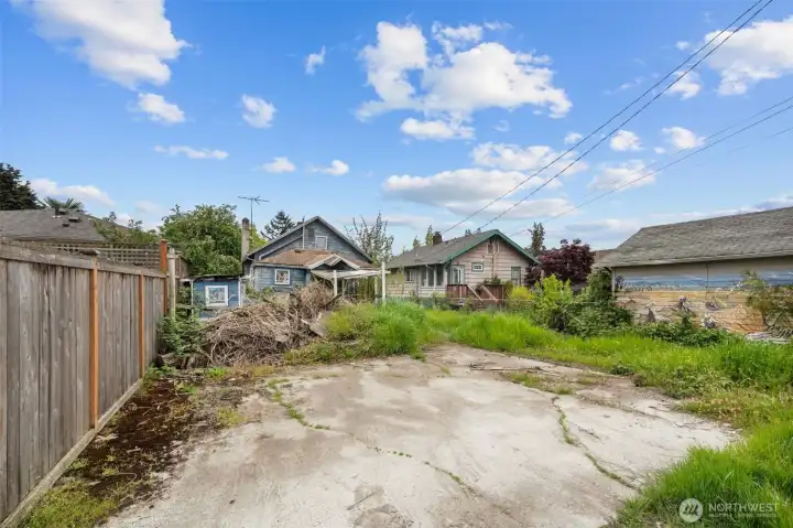 Rear lot area with alley access for planned ADU and garage