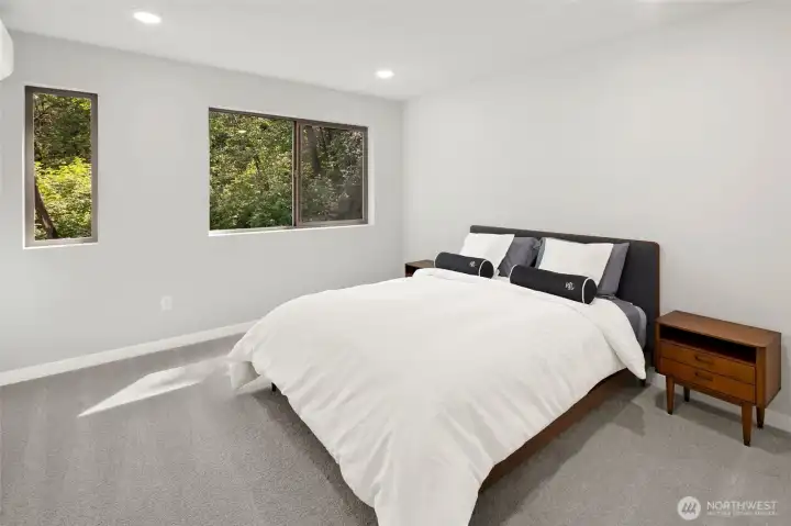 Private Retreat - your primary bedroom!