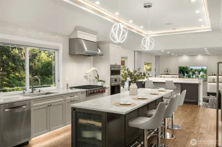 Extra large kitchen with built in wine refrigerator Extra large kitchen with built in wine refrigerator