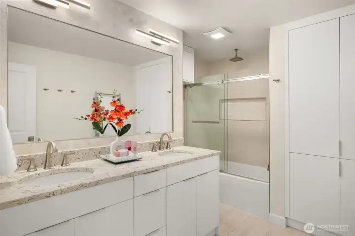 Shared full bath Shared full bath