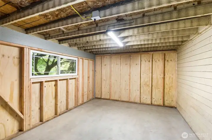 Extra storage under the deck Extra storage under the deck