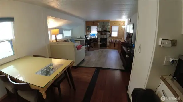 Dining area built-in