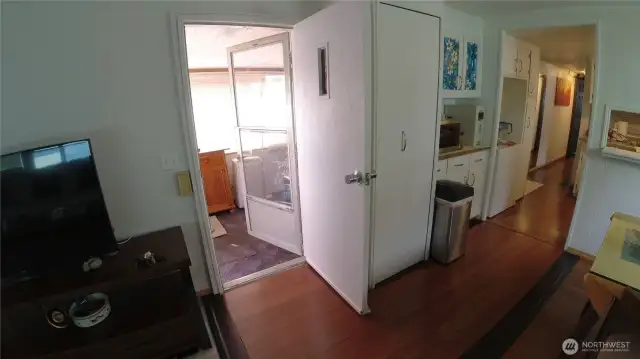 Door to bonus space