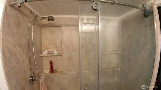 3/4 bath step in shower