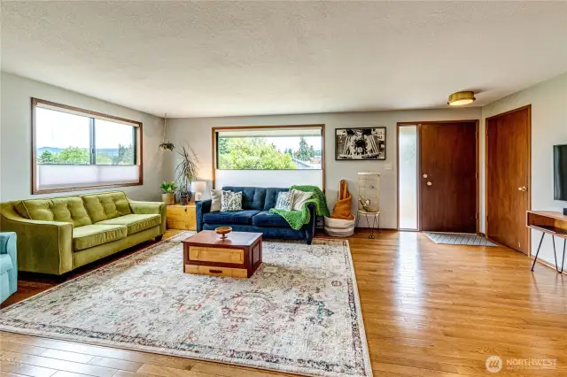 Living Room looking South