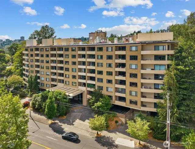 Mid-century architecture meets urban convenience in this well-maintained, elevator-access building.