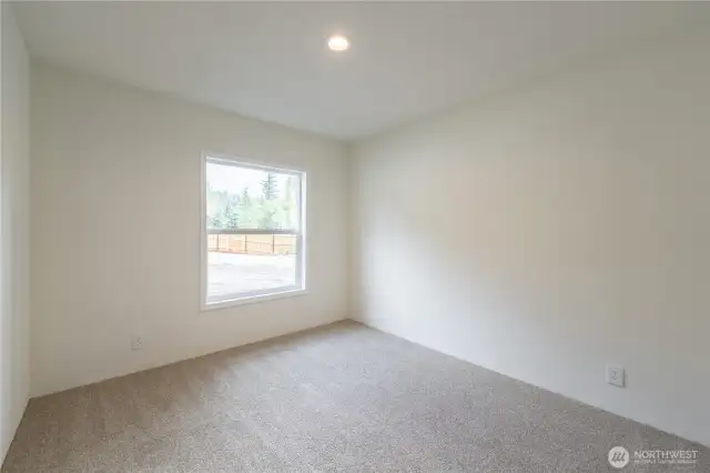 Office (3rd room)