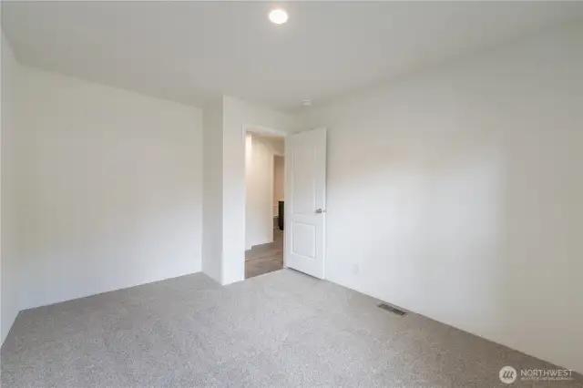 Office (3rd room)