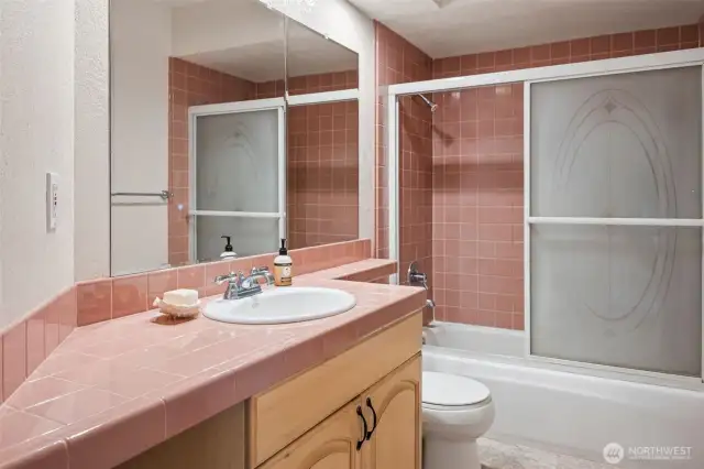 Main bathroom.