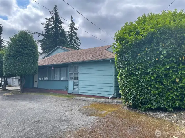 Front looking east from Steilacoom Blvd