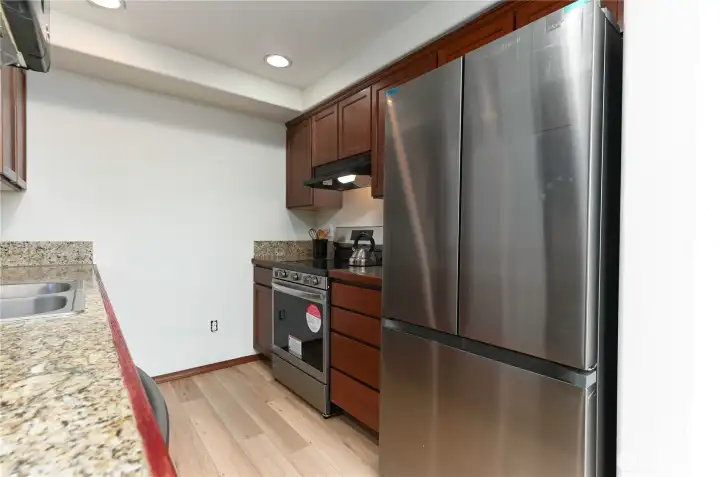 new appliances in well laid out kitchen