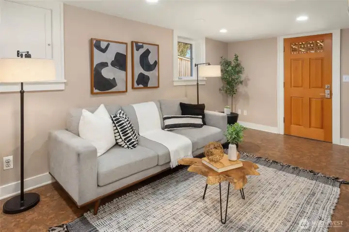 Daylight lower level with separate entrance offers great flexible space for a rec room, guest suite, or work-from-home setup.