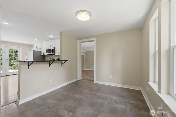 Dining area with space for barstools