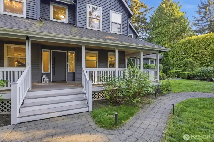Private creekside estate on nearly ¾ of an acre in the heart of Rose Hill Private creekside estate on nearly ¾ of an acre in the heart of Rose Hill