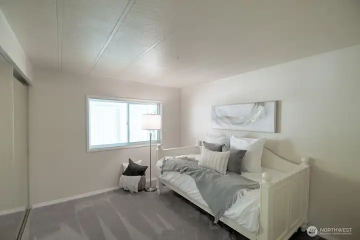 Second bedroom with new carpets Second bedroom with new carpets