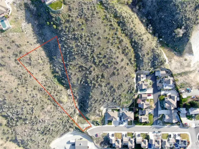 Property extends up hillside