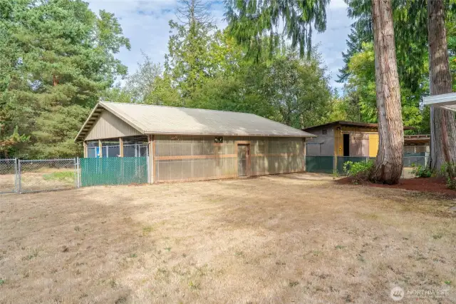 Multi-purpose outbuilding