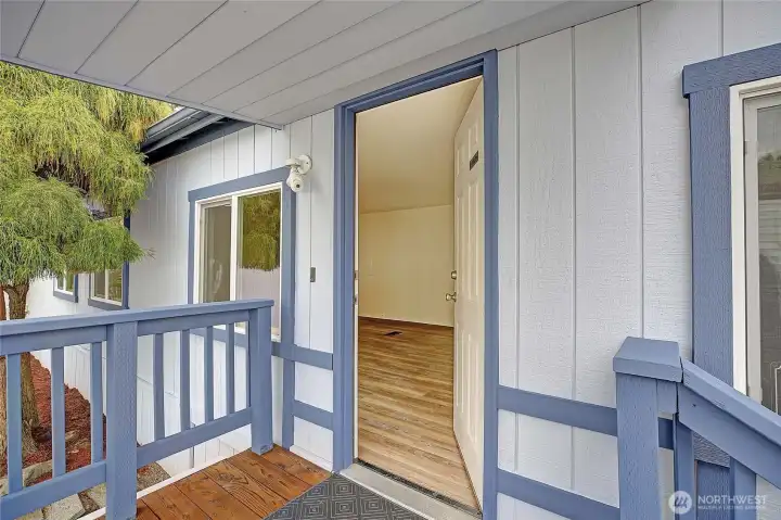 Welcome home to open concept living!