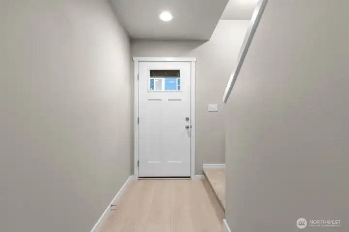 Photographs are for illustrative purposes only. Features, finishes, interior/exterior colors, landscaping and floorplan shown may vary from actual homes built.