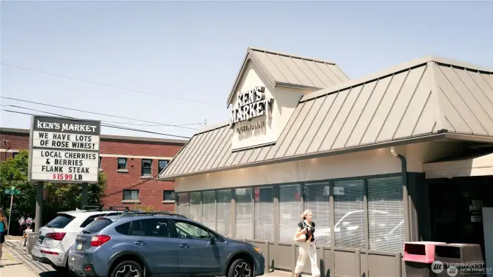 Ken's Market- a neighborhood institution is so  convenient when you are missing a couple of  things for the recipe you want to cook for  dinner-- or just purchase dinner from their  amazing pre-made case!