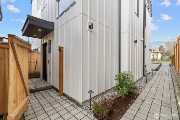 Alley to main entrance