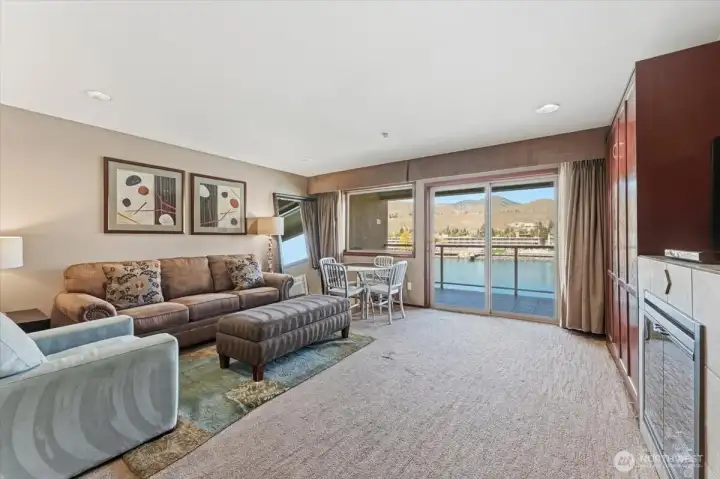 Fully furnished Lake Chelan vacation rental with proven guest appeal and strong income potential.