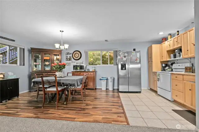 Downstairs MIL with full kitchen and separate entrance.