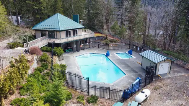 The Glen Clubhouse