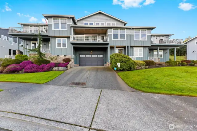 Beautiful condo at Portalis!